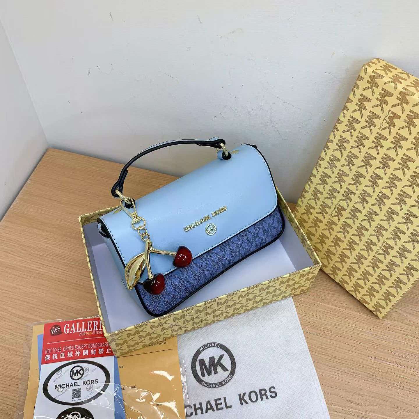 Nuova Borsa a Spalla di Lusso  - Women Bags Mk recensione e prezzo